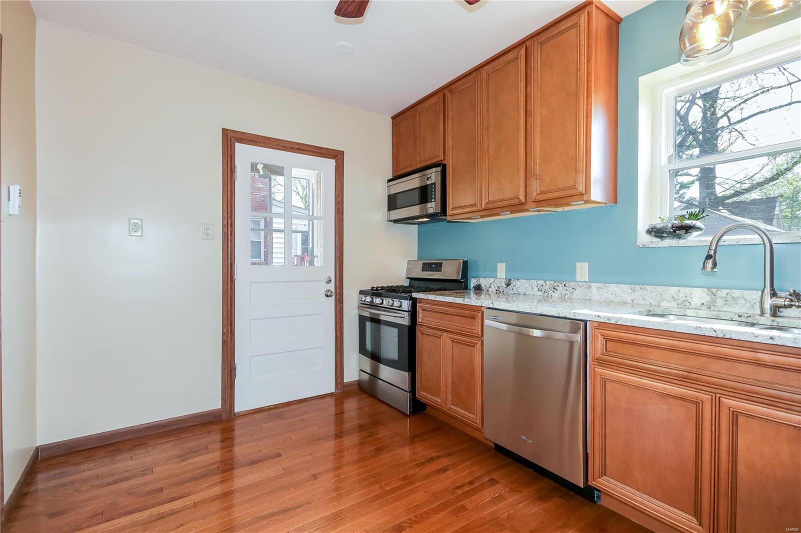 1066 Colby Avenue St. Louis, MO 63130 - Photo 8 of 26 Gallery Image 8