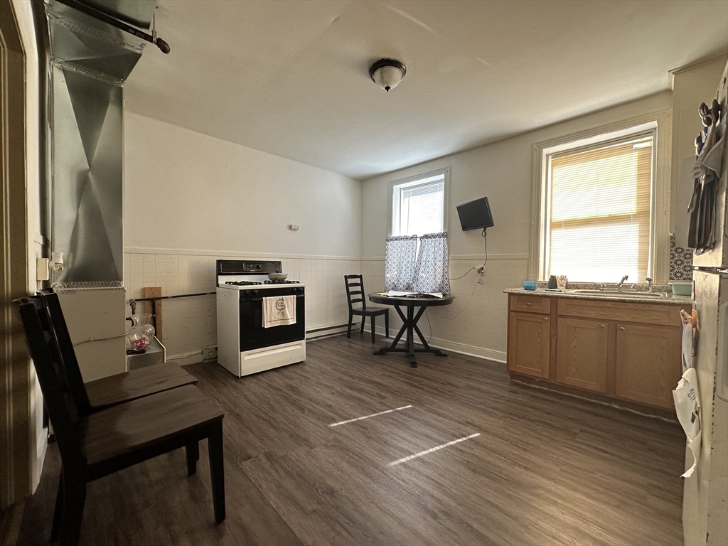 148-154 High Street Holyoke, MA 01040 - Photo 5 of 18