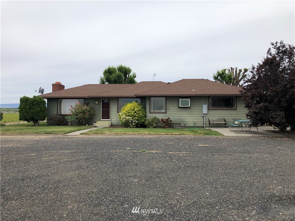 20017 11th Road Northwest Quincy, WA 98848 - Photo 2 of 25