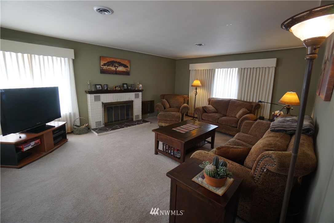 20017 11th Road Northwest Quincy, WA 98848 - Photo 4 of 25