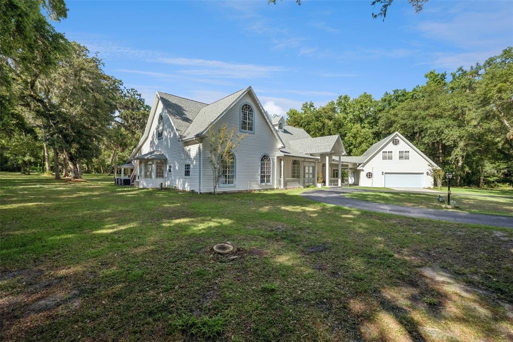 21033 Violet Road Brooksville, FL 34601 - Photo 3 of 68