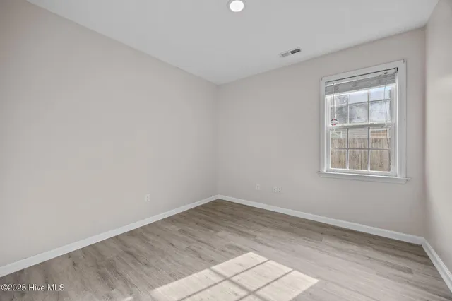 $260,000 | 4015 West T Whitehead Drive, Jacksonville, NC 28546