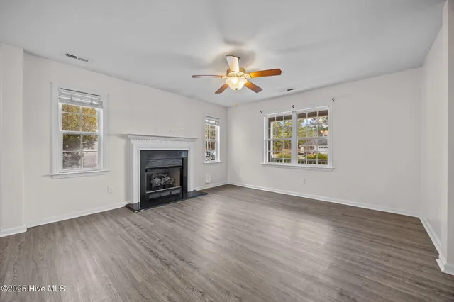 $260,000 | 4015 West T Whitehead Drive, Jacksonville, NC 28546