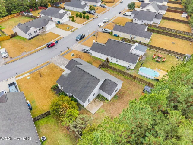 $260,000 | 4015 West T Whitehead Drive, Jacksonville, NC 28546