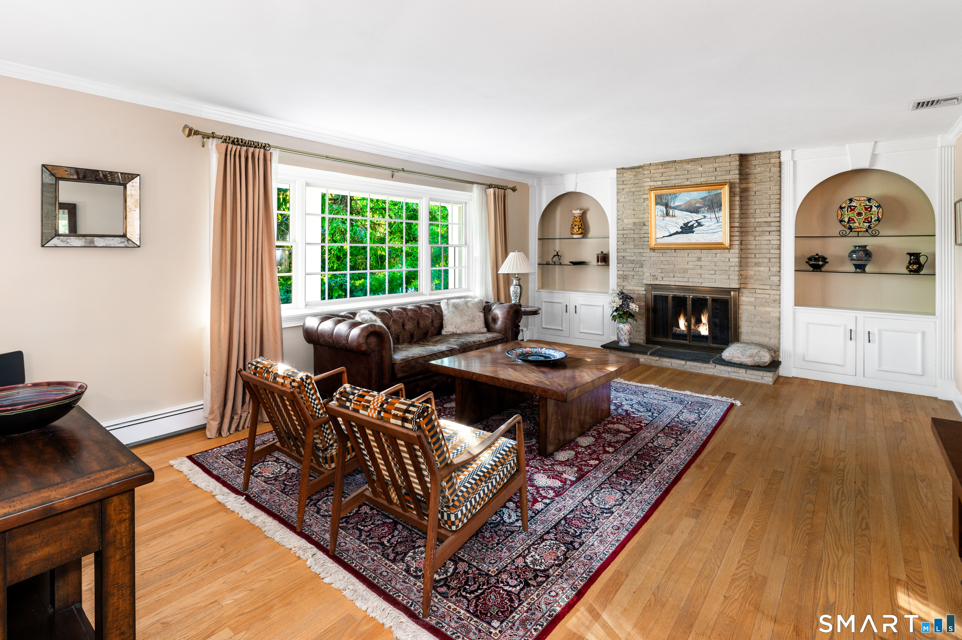 89 Eastover Road Stamford, CT 06905 - Photo 6 of 36