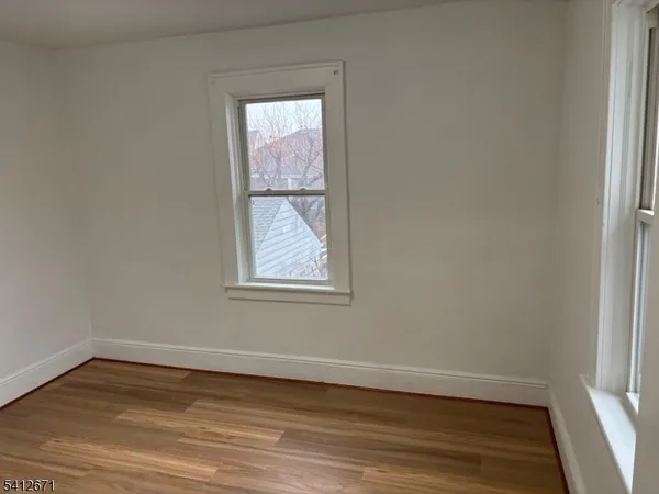 $2,850 | 334 Midland Avenue, Unit 1, Saddle Brook, NJ 07663