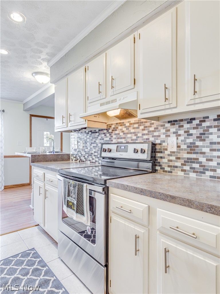 2500 Raber Road, Unit 5C Uniontown, OH 44685 - Photo 12 of 19 New stainless appliances