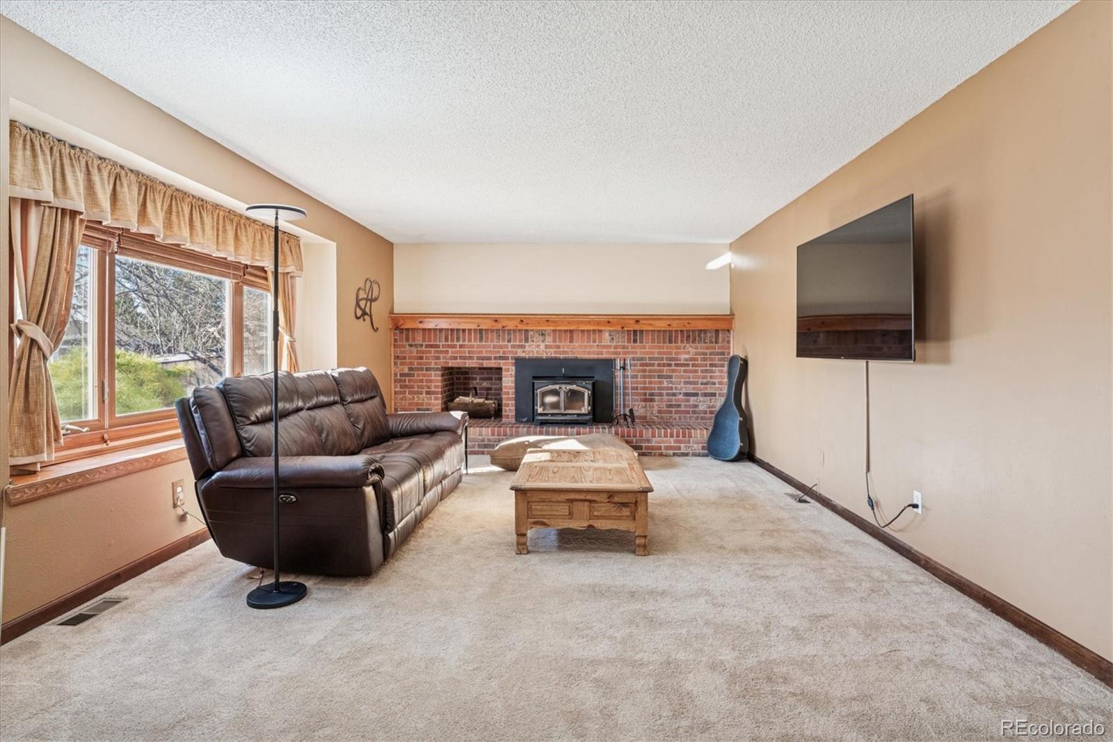 13237 Monroe Way Thornton, CO 80241 - Photo 12 of 34