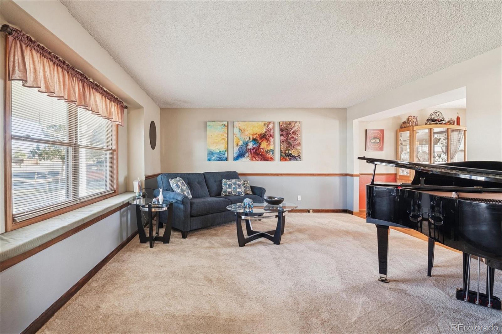 13237 Monroe Way Thornton, CO 80241 - Photo 5 of 34