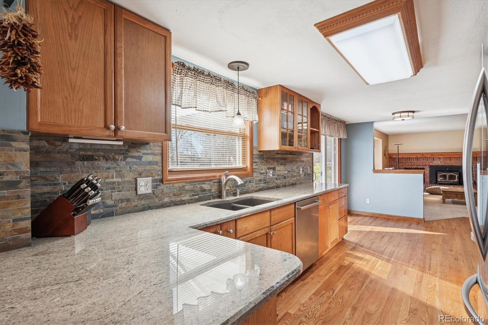 13237 Monroe Way Thornton, CO 80241 - Photo 9 of 34