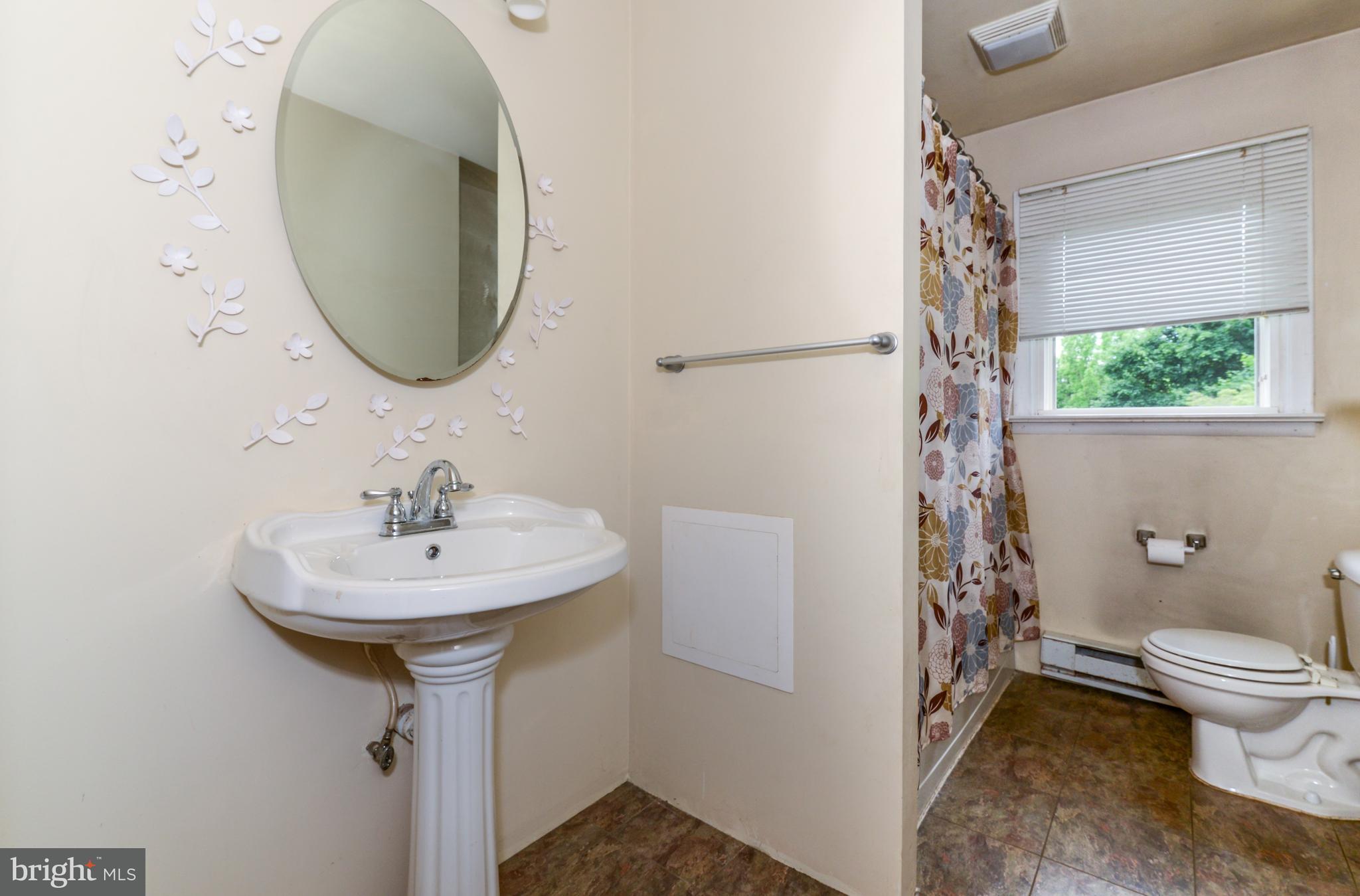 128 Plum Hill Road Peach Bottom, PA 17563 - Photo 19 of 25 Full Bath