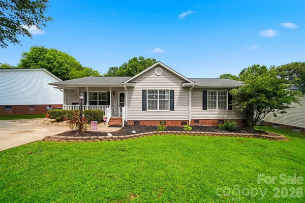 $350,000 | 927 Victoria Avenue, Kannapolis, NC 28081