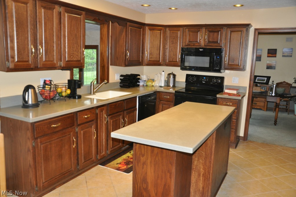 4185 Granger Road Akron, OH 44333 - Photo 15 of 25