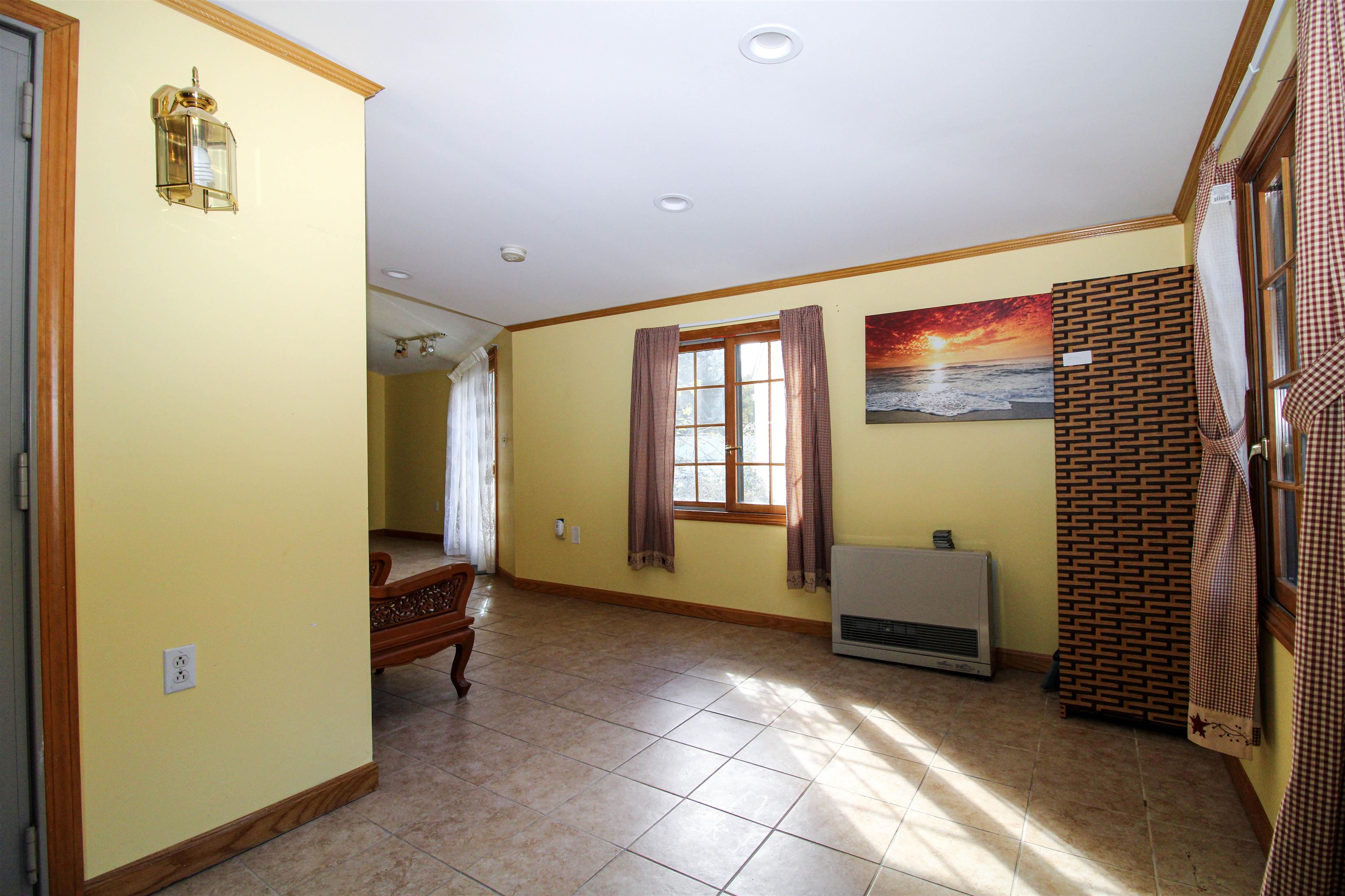 8 Grenada Circle Nashua, NH 03062 - Photo 18 of 38