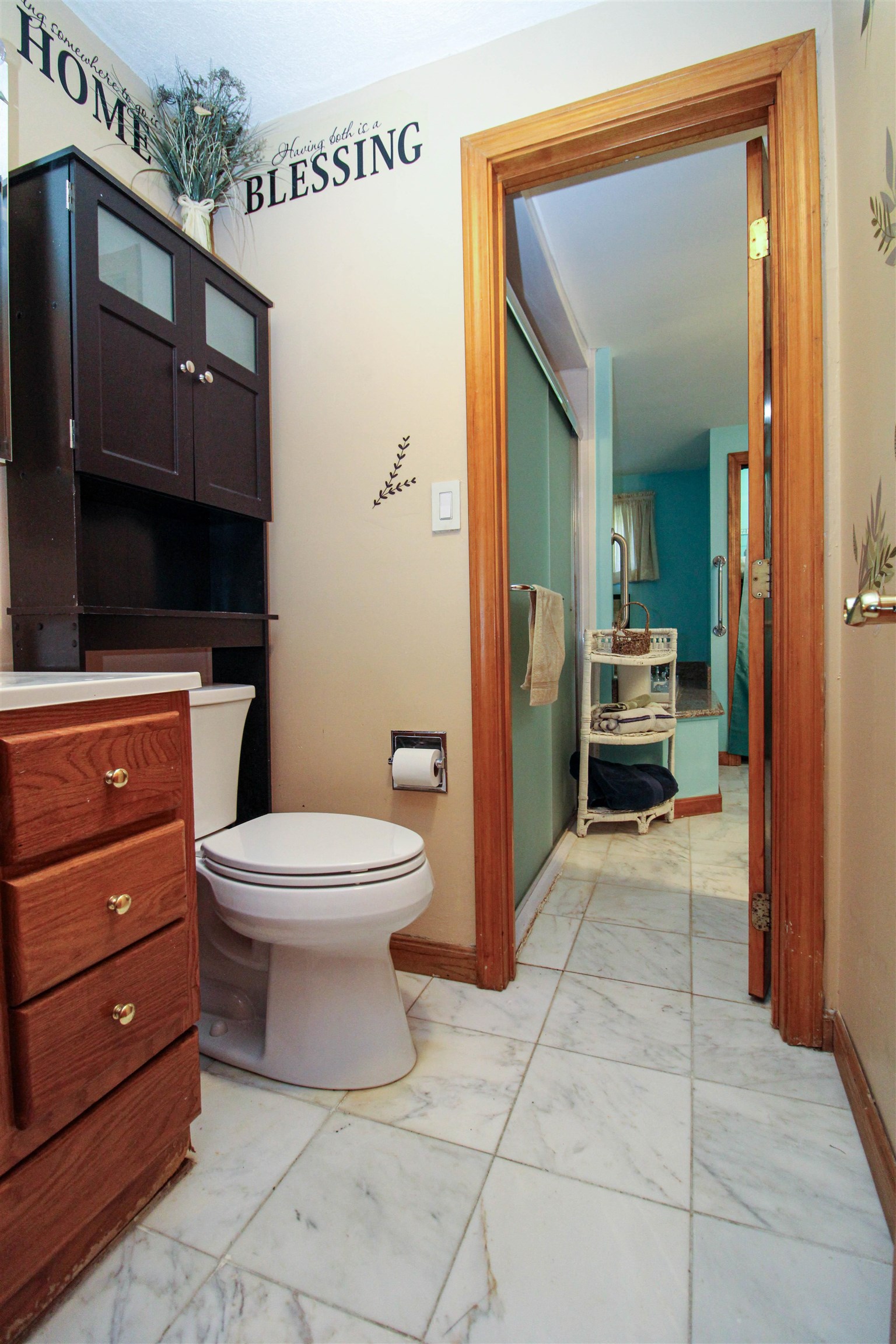 8 Grenada Circle Nashua, NH 03062 - Photo 9 of 38