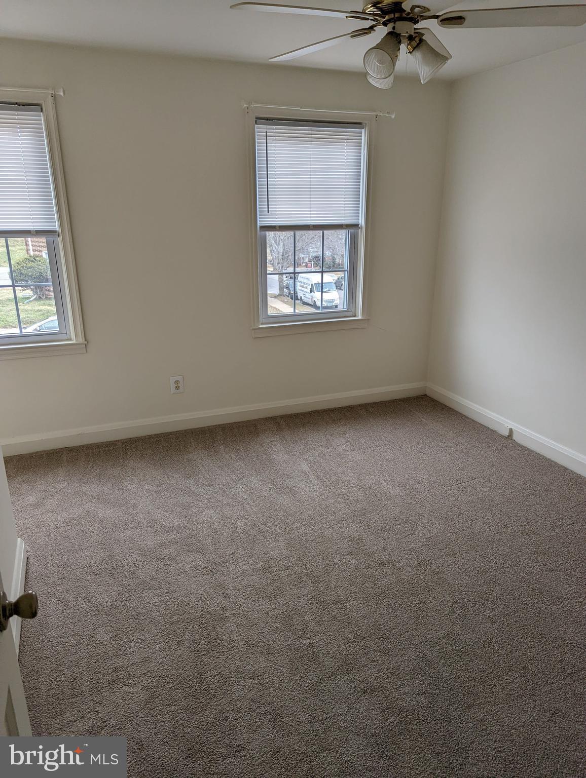 4901 Cedar Garden Road Baltimore, MD 21229 - Photo 6 of 14