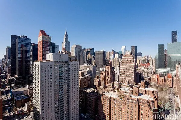 $6,200 | 330 East 39th Street, Unit 35J | Murray Hill