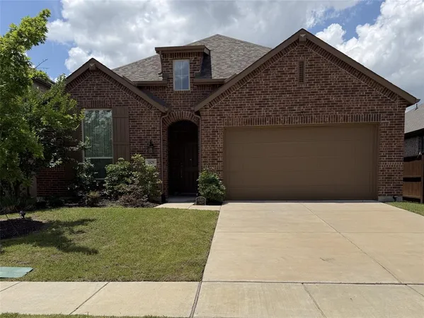 $335,000 | 1829 Lockhart Drive, Forney, TX 75126