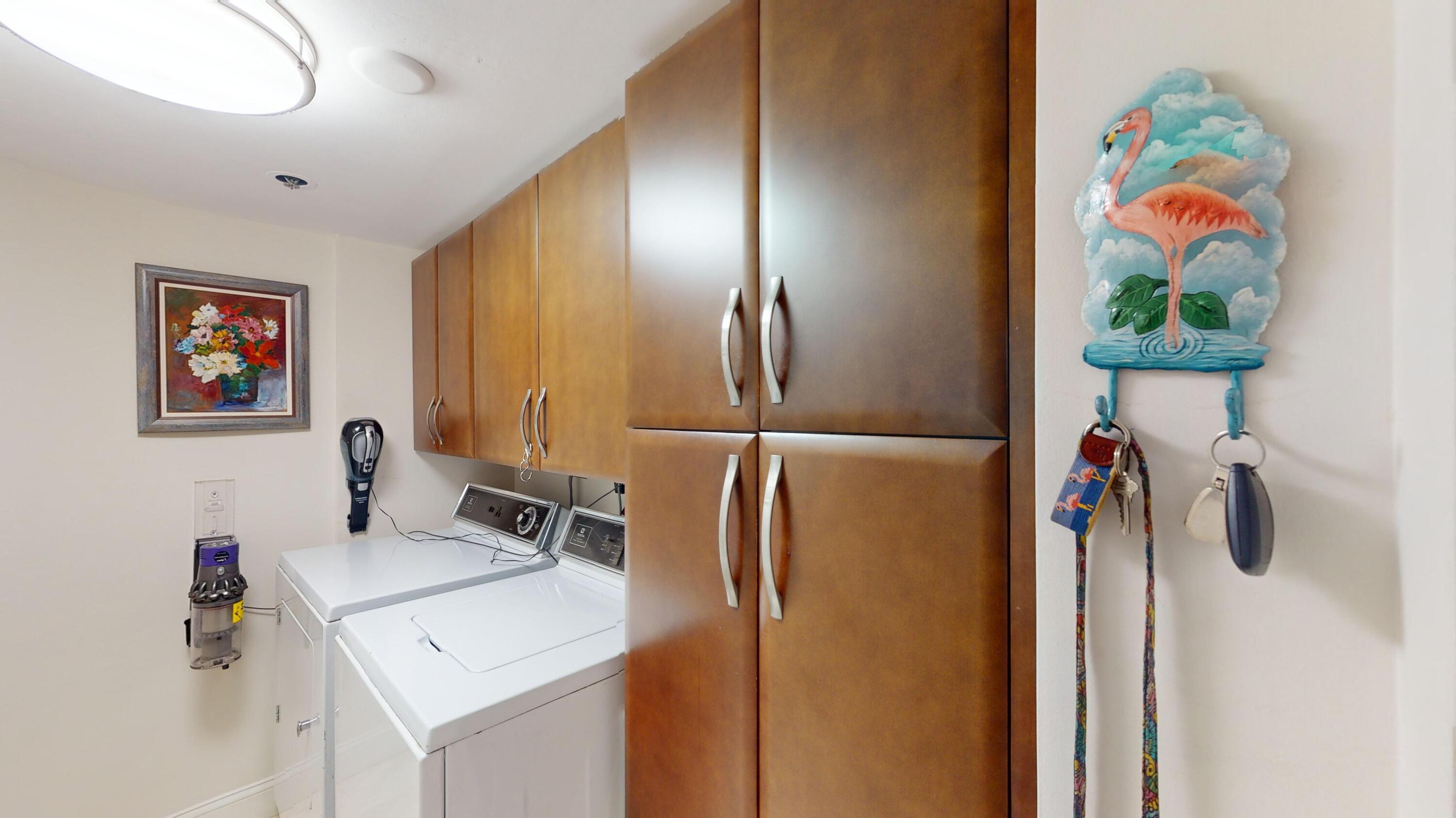 350 South Ocean Boulevard, Unit 2A Boca Raton, FL 33432 - Photo 19 of 33 Laundry