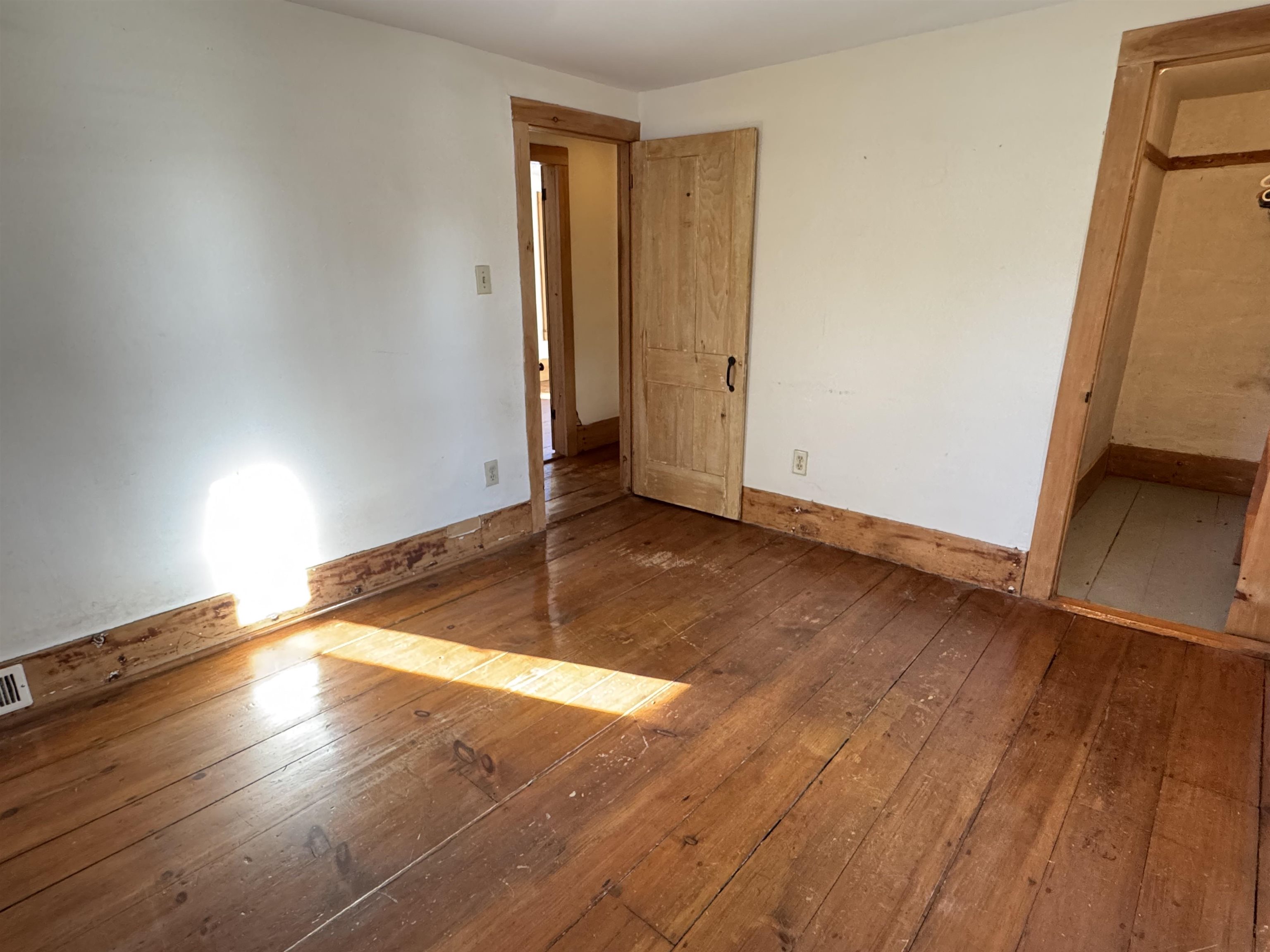 188 Upper Walpole Road Walpole, NH 03608 - Photo 19 of 44