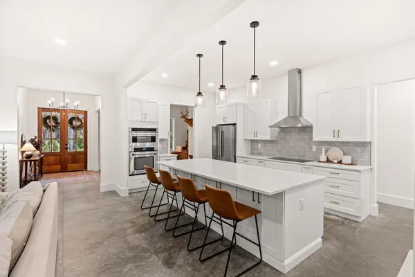 $1,225,000 | 1183 State Rd S-10-98, Awendaw, SC 29429