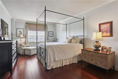 $390,000 | 1750 St Charles Avenue, Unit 633, New Orleans, LA 70130