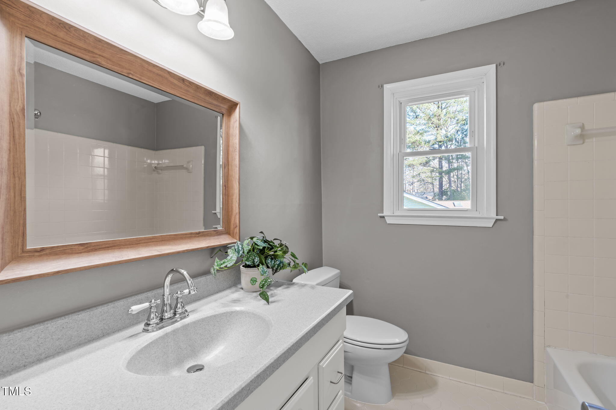 2828 Pidgeon Hill Road Raleigh, NC 27613 - Photo 17 of 38 A-35