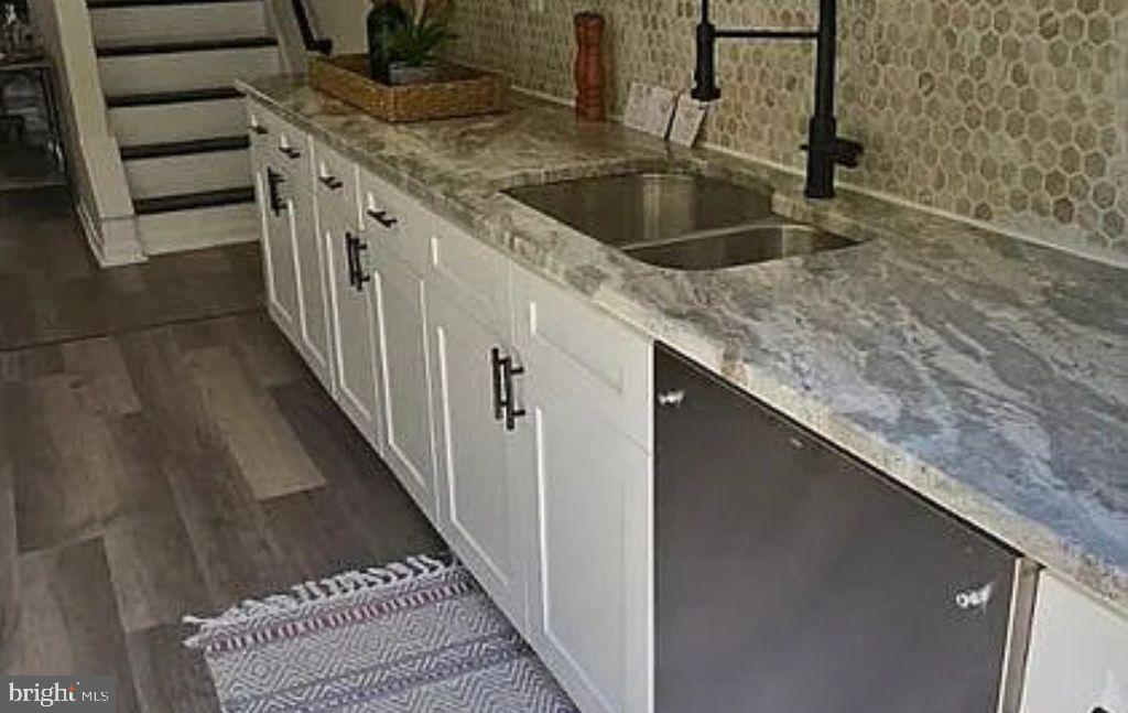 516 Columbus Road Burlington, NJ 08016 - Photo 6 of 17