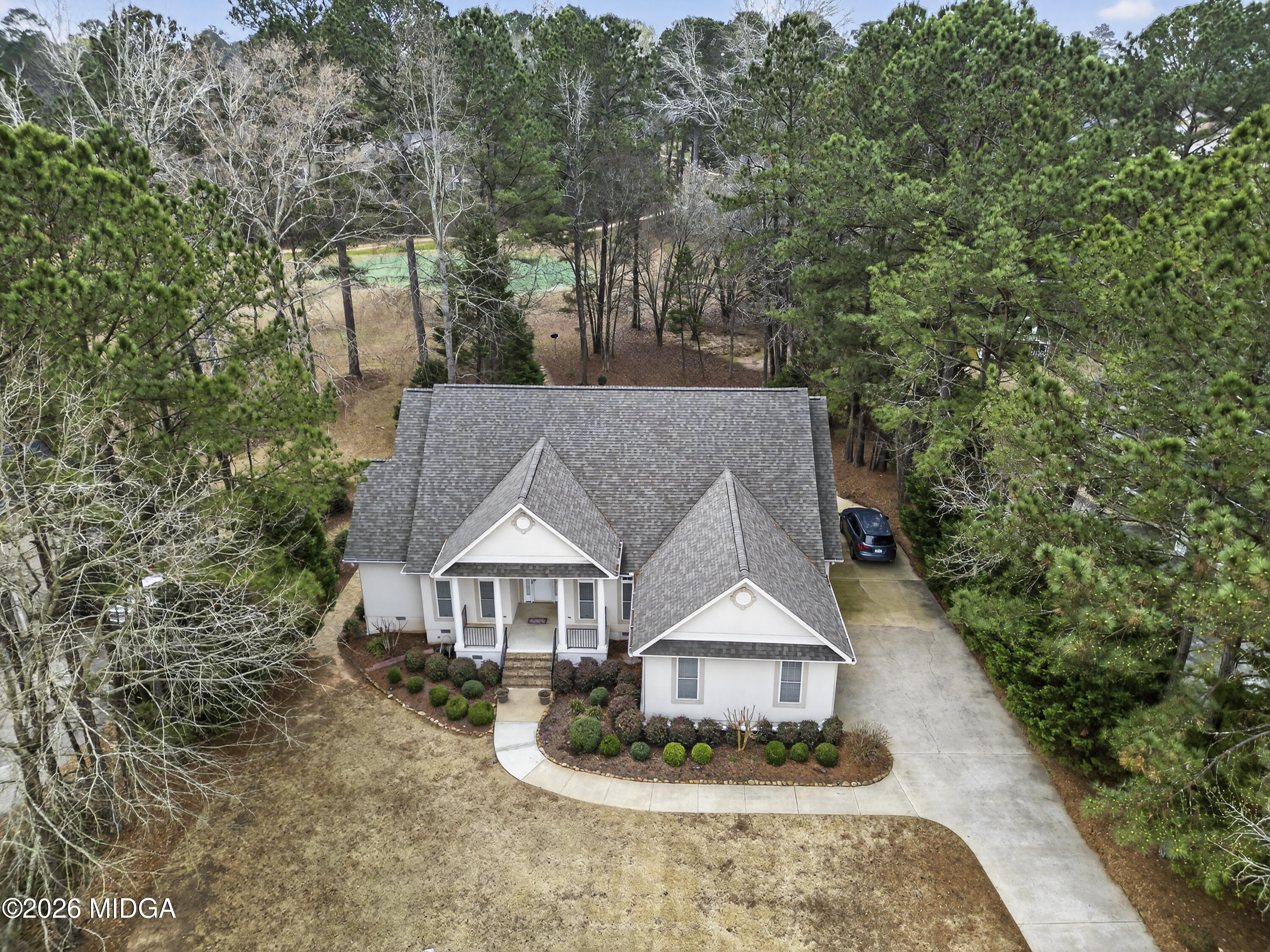 156 Cambridge Way Macon, GA 31220 - Photo 3 of 56 156 Cambridge Way-0722