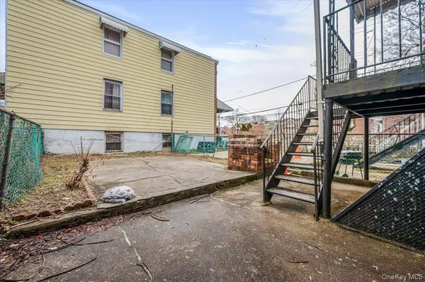 $665,000 | 3304 Bouck Avenue | Baychester