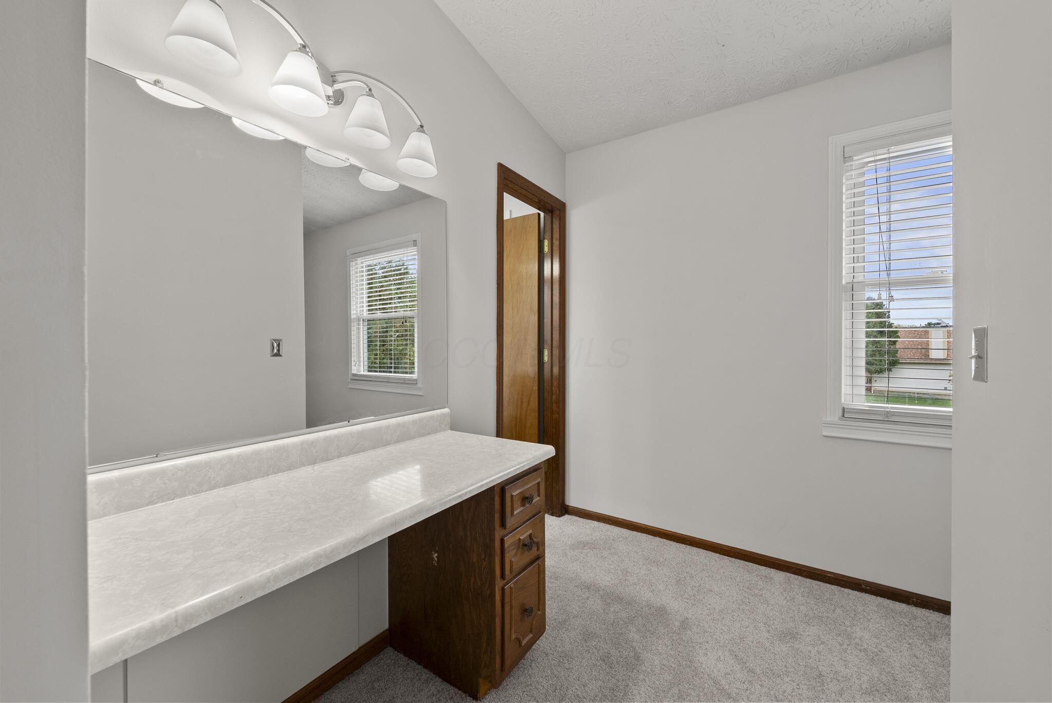 3552 Mountshannon Road Columbus, OH 43221 - Photo 23 of 36 27-web-or-mls-DSC03885