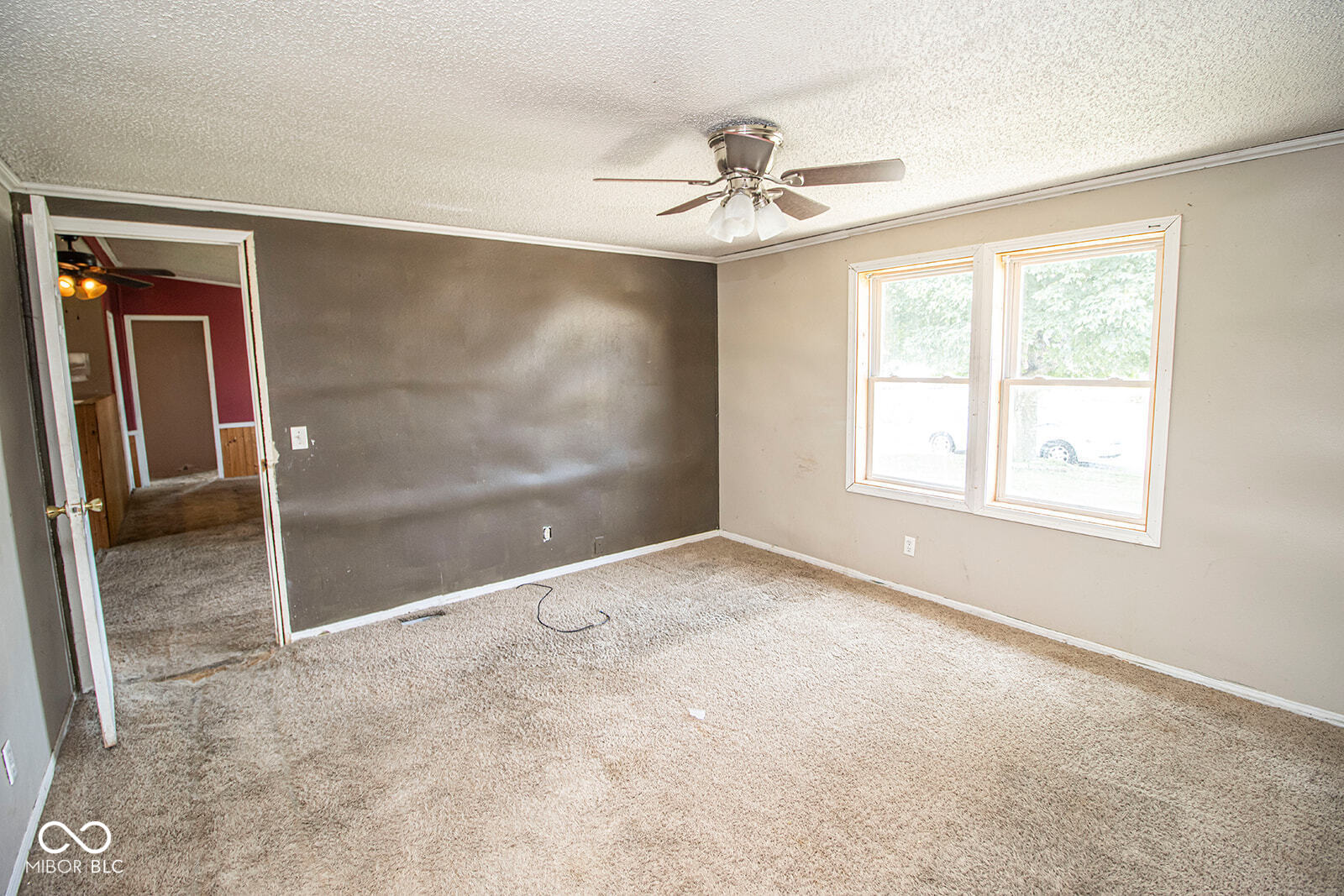825 Rockshire Court Gas City, IN 46933 - Photo 12 of 41