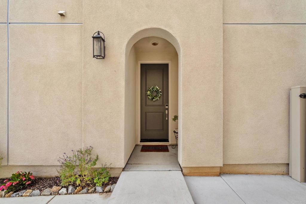 256 Hass Lane Fallbrook, CA 92028 - Photo 4 of 54