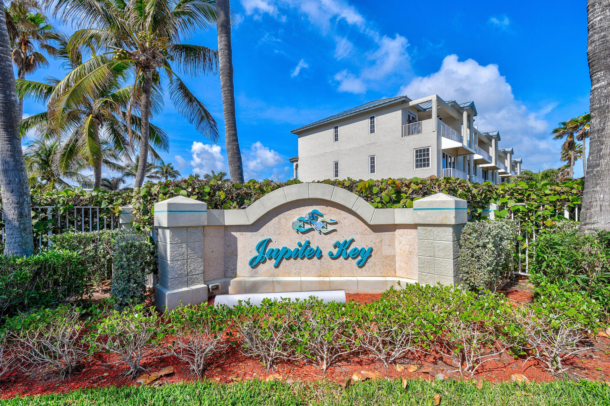 149 Jupiter Key Road Jupiter, FL 33477 - Photo 31 of 37 149JupiterKey_57