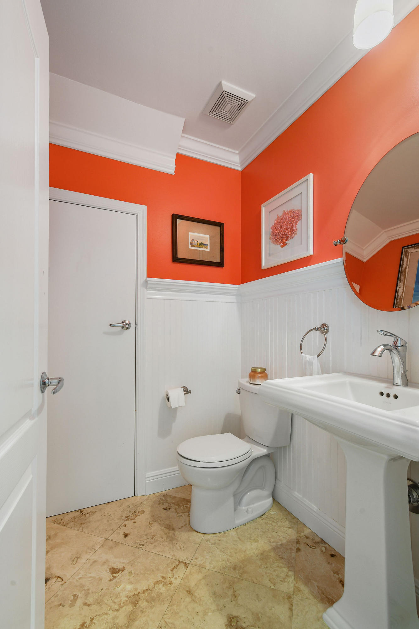 149 Jupiter Key Road Jupiter, FL 33477 - Photo 8 of 37 149JupiterKey_10