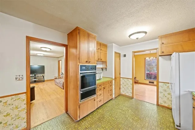 $239,000 | 4942 North Flora Avenue, Kansas City, MO 64118