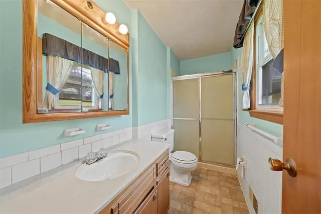 $239,000 | 4942 North Flora Avenue, Kansas City, MO 64118