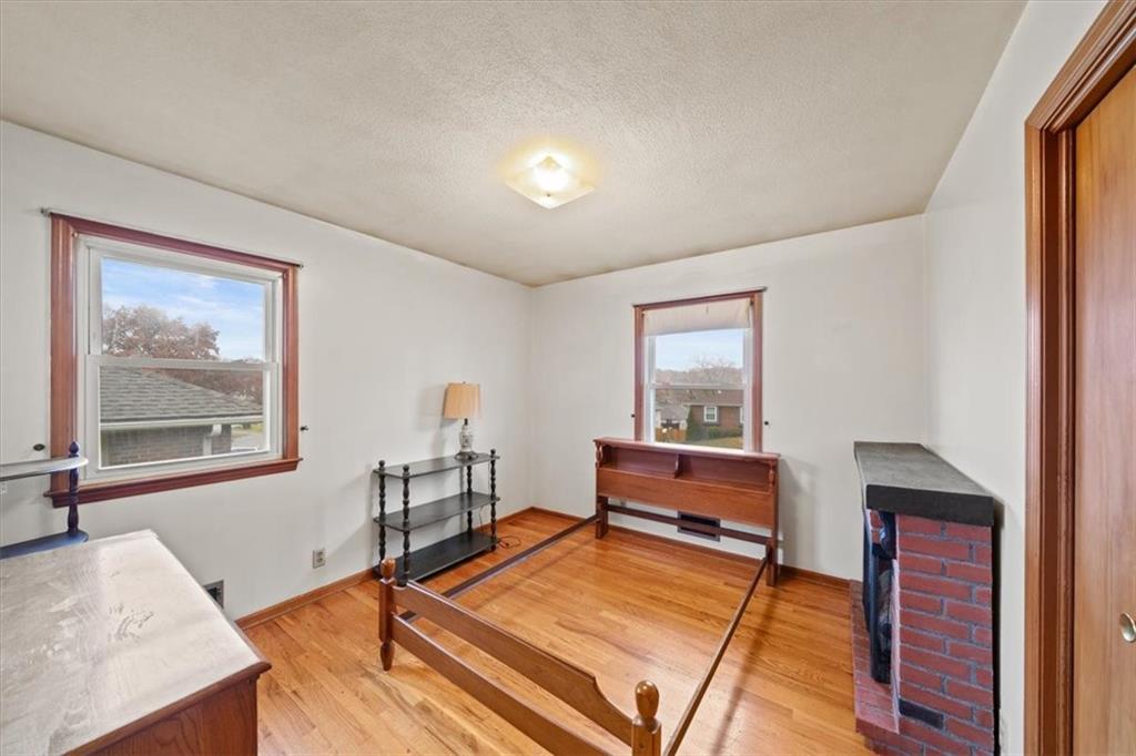 4942 North Flora Avenue Kansas City, MO 64118 - Photo 18 of 31