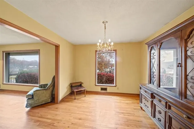 $239,000 | 4942 North Flora Avenue, Kansas City, MO 64118