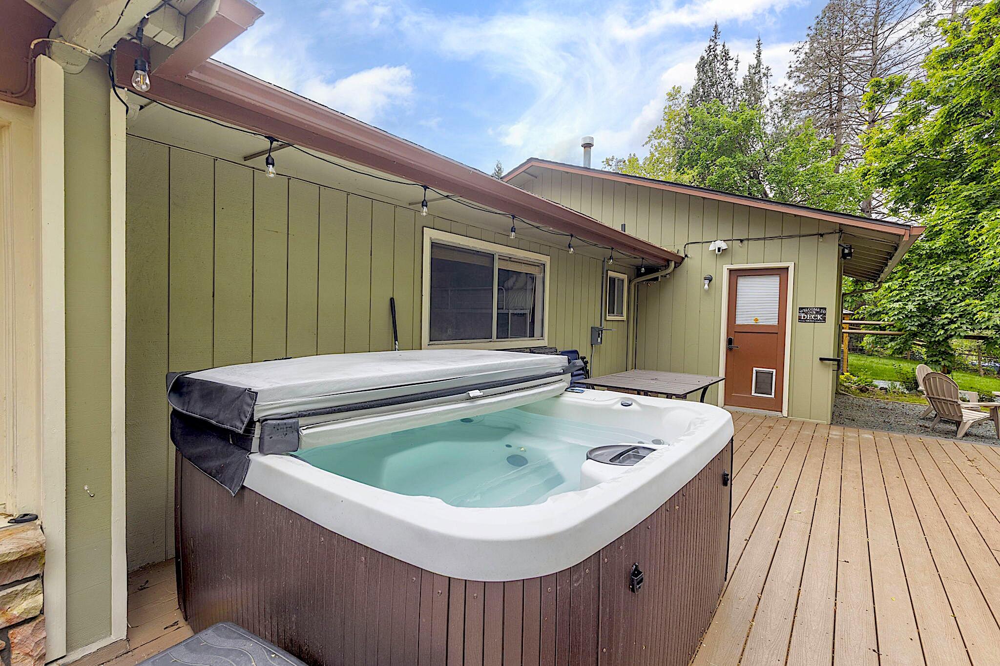 8720 Rogue River Highway Grants Pass, OR 97527 - Photo 25 of 51 42-web-or-mls-8720-rogue-river-hwy