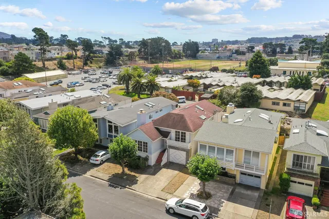 $1,198,000 | 83 Parkside Avenue, Daly City, CA 94015