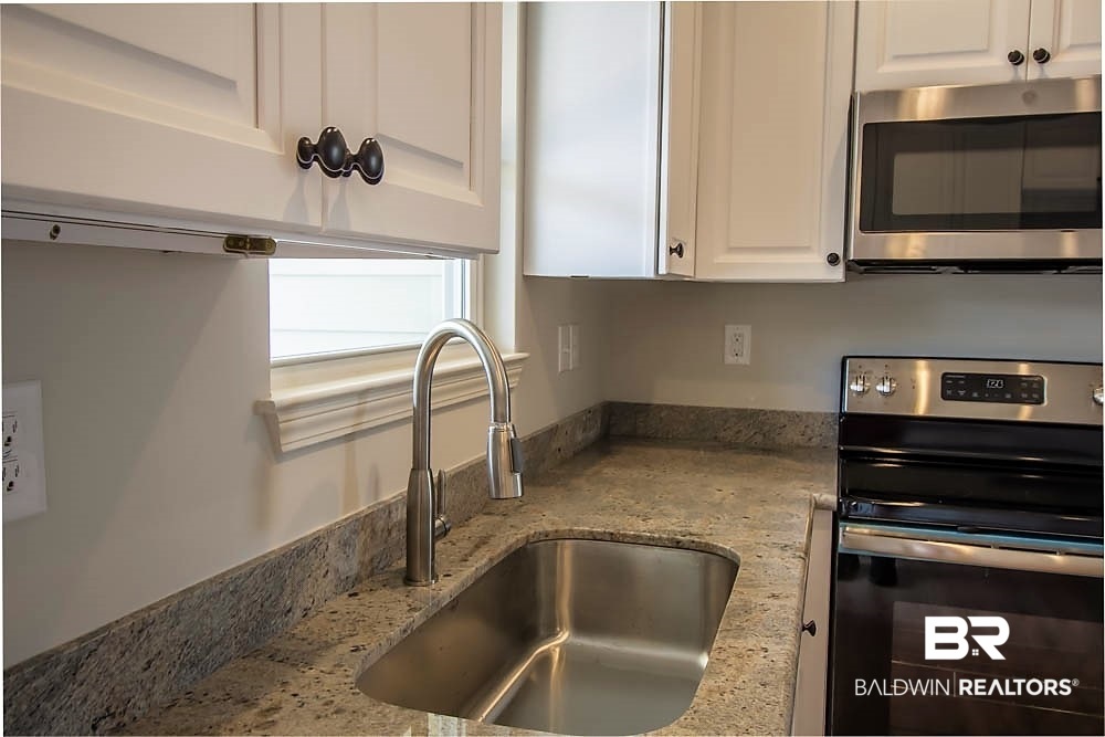 1056 Sunnybell Lane Foley, AL 36535 - Photo 8 of 34