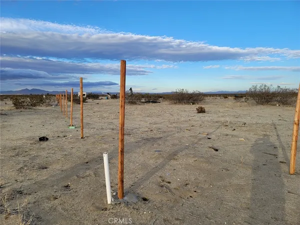 $19,998 | 0 190 St &amp; Avenue, Llano, CA 93544