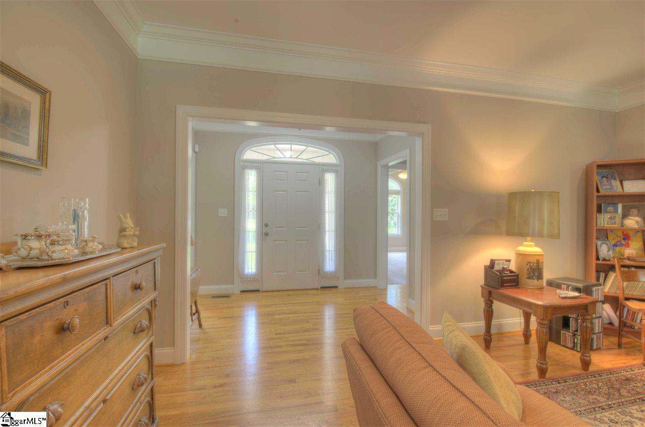 112 Wycombe Drive Anderson, SC 29621 - Photo 3 of 36 Gallery Image 3