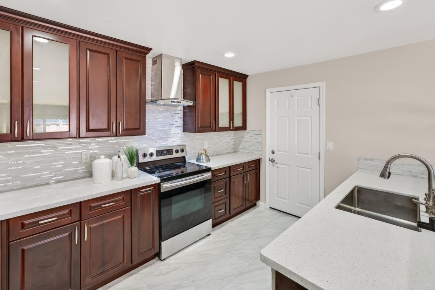 650 Vasona Street Milpitas, CA 95035 - Photo 13 of 40