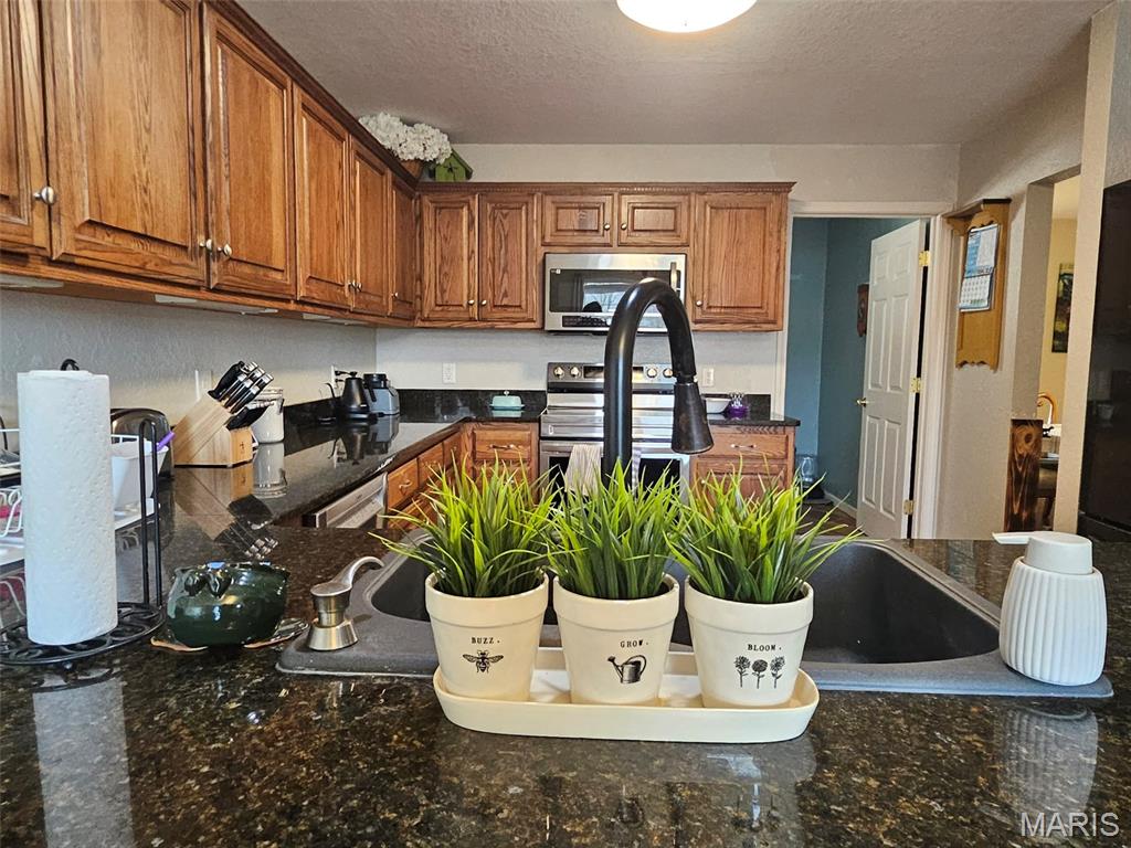 20381 Heritage Road St. Robert, MO 65584 - Photo 11 of 62