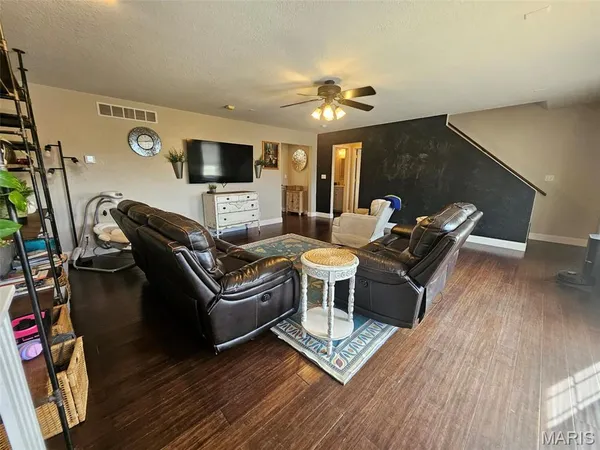 $439,000 | 20381 Heritage Road, St. Robert, MO 65584