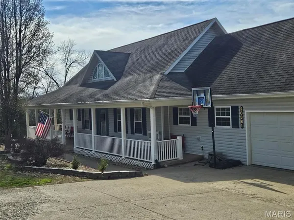 $439,000 | 20381 Heritage Road, St. Robert, MO 65584