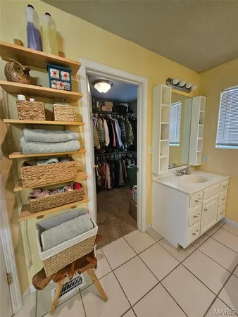 $439,000 | 20381 Heritage Road, St. Robert, MO 65584