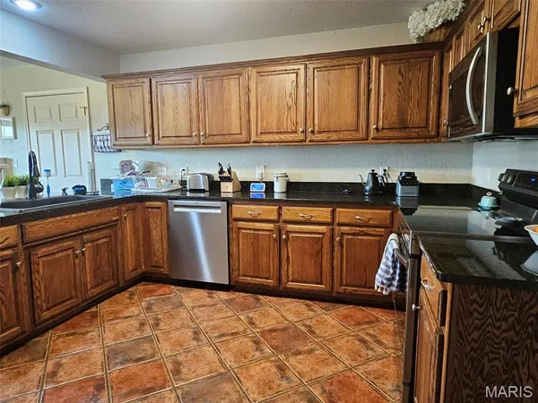 $439,000 | 20381 Heritage Road, St. Robert, MO 65584